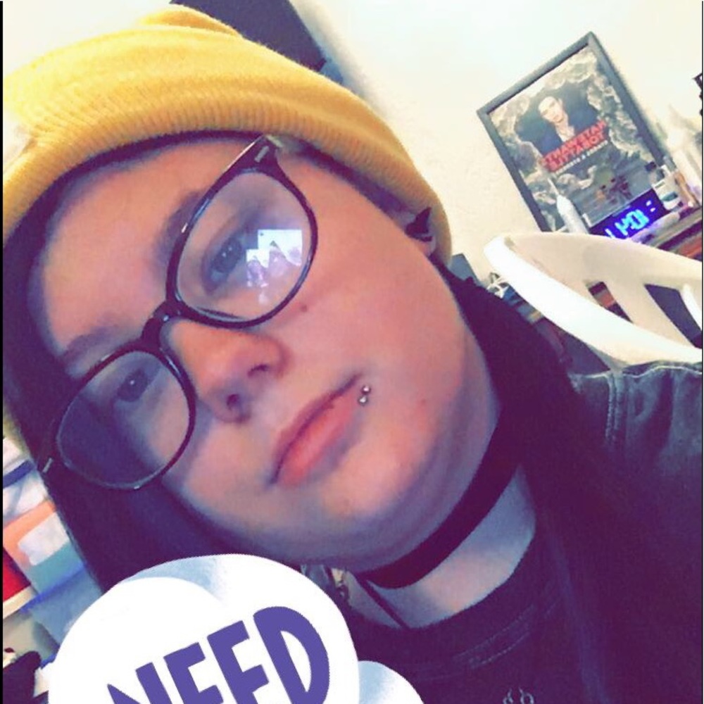 Meet your Posher, Stephanie